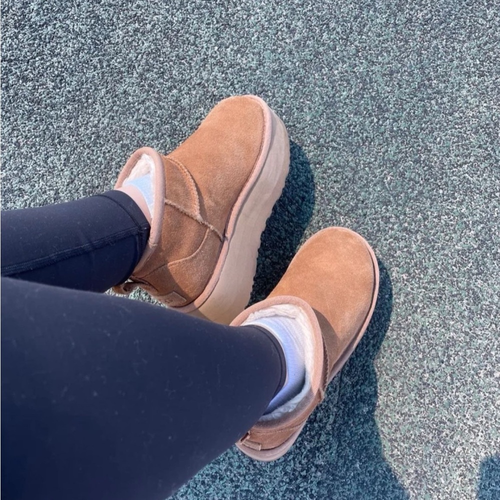 UGG ultra mini platform boots